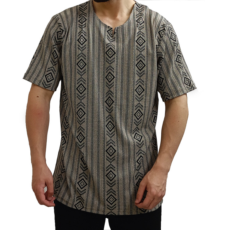 تیشرت یقه کوبایی