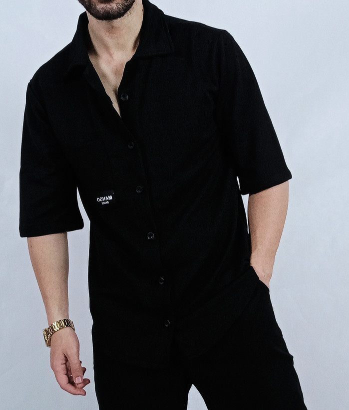 پیراهن آستین کوتاه مردانه طرح میله ای مشکی