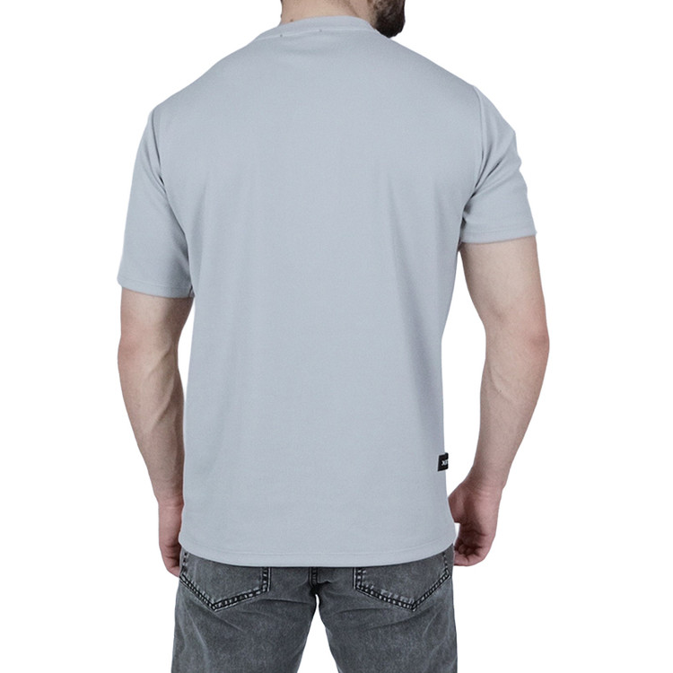 عکس تیشرت آستین کوتاه مردانه ساده طوسی کمرنگ طرح بیسکویتی