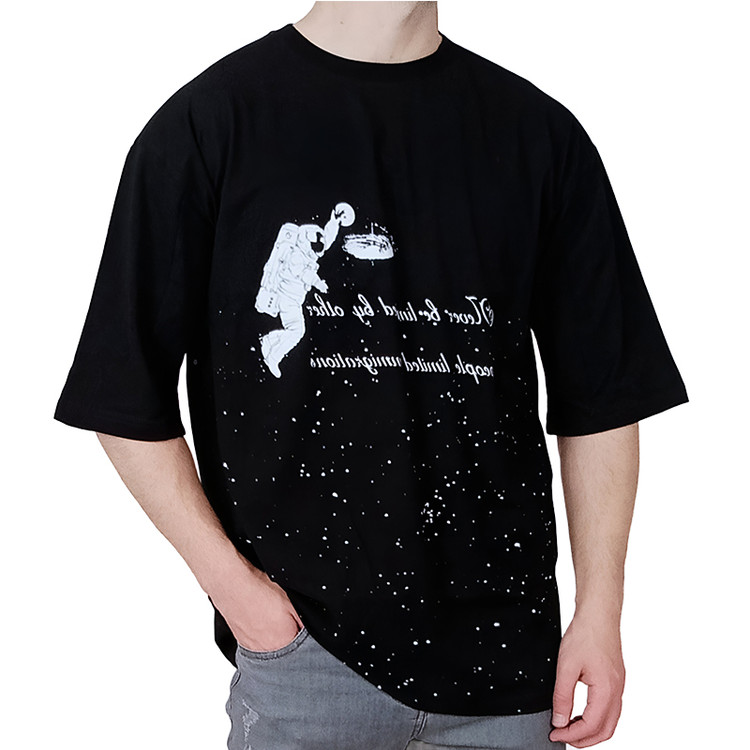 تیشرت اور سایز ماه