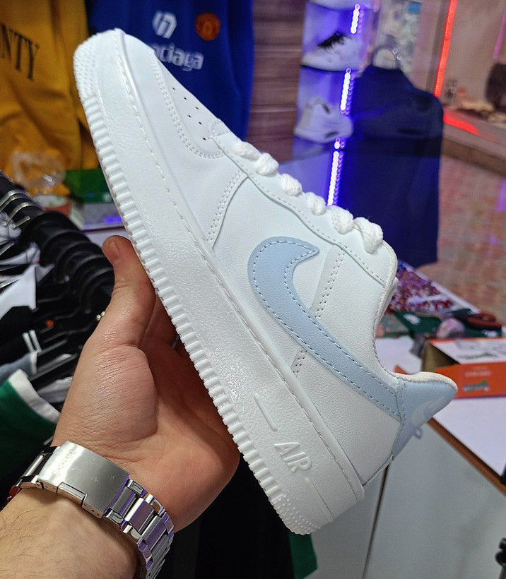 خرید کتانی کتانی مردانه سفید طرح نایک ایر