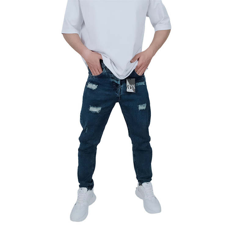 شلوار جین مردانه آبی مام فیت طرح زاپدار