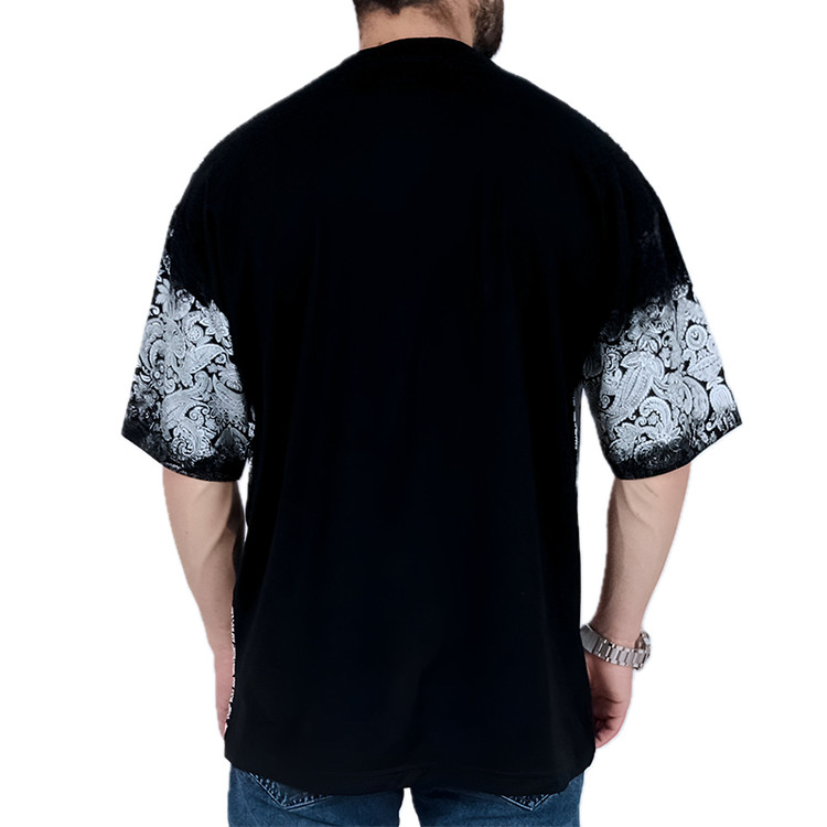 خرید اقساطی تیشرت آستین کوتاه مردانه باکسی مشکی طرح دو رنگ