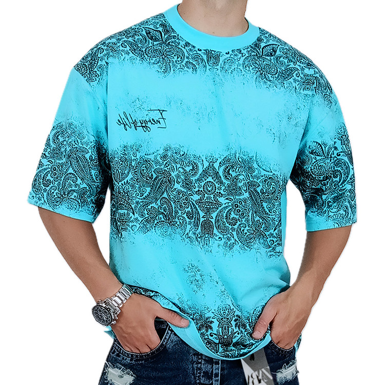 انواع تیشرت آستین کوتاه مردانه باکسی آبی آسمانی طرح دو رنگ