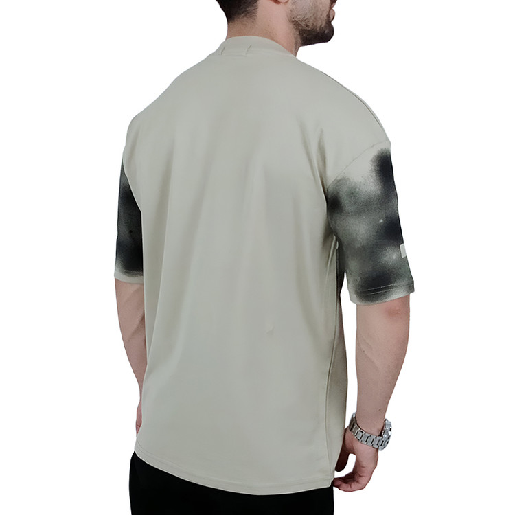 Men's short-sleeved boxy cream T-shirt with X design