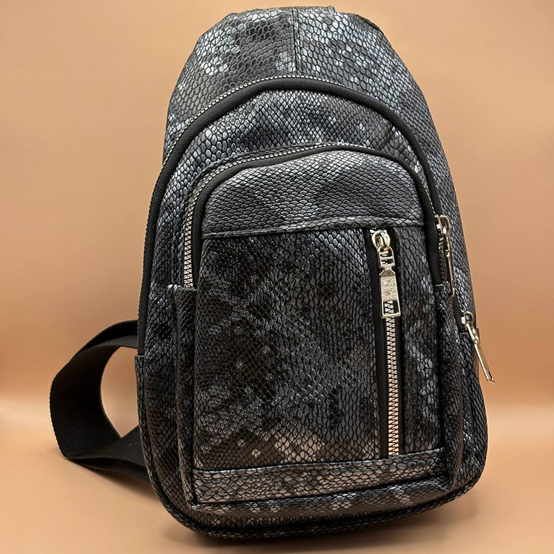 بادی بگ چرم نقره ای مدل پوستی