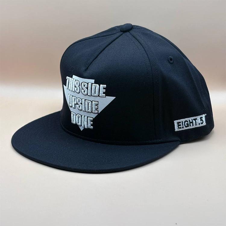 کلاه کپ مشکی مدل آواتار با فلش سفید