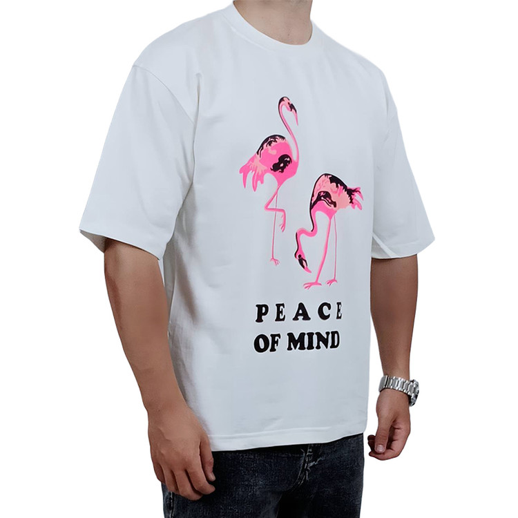 تیشرت آستین کوتاه سفید مدل فلامینگو با چاپ صورتی