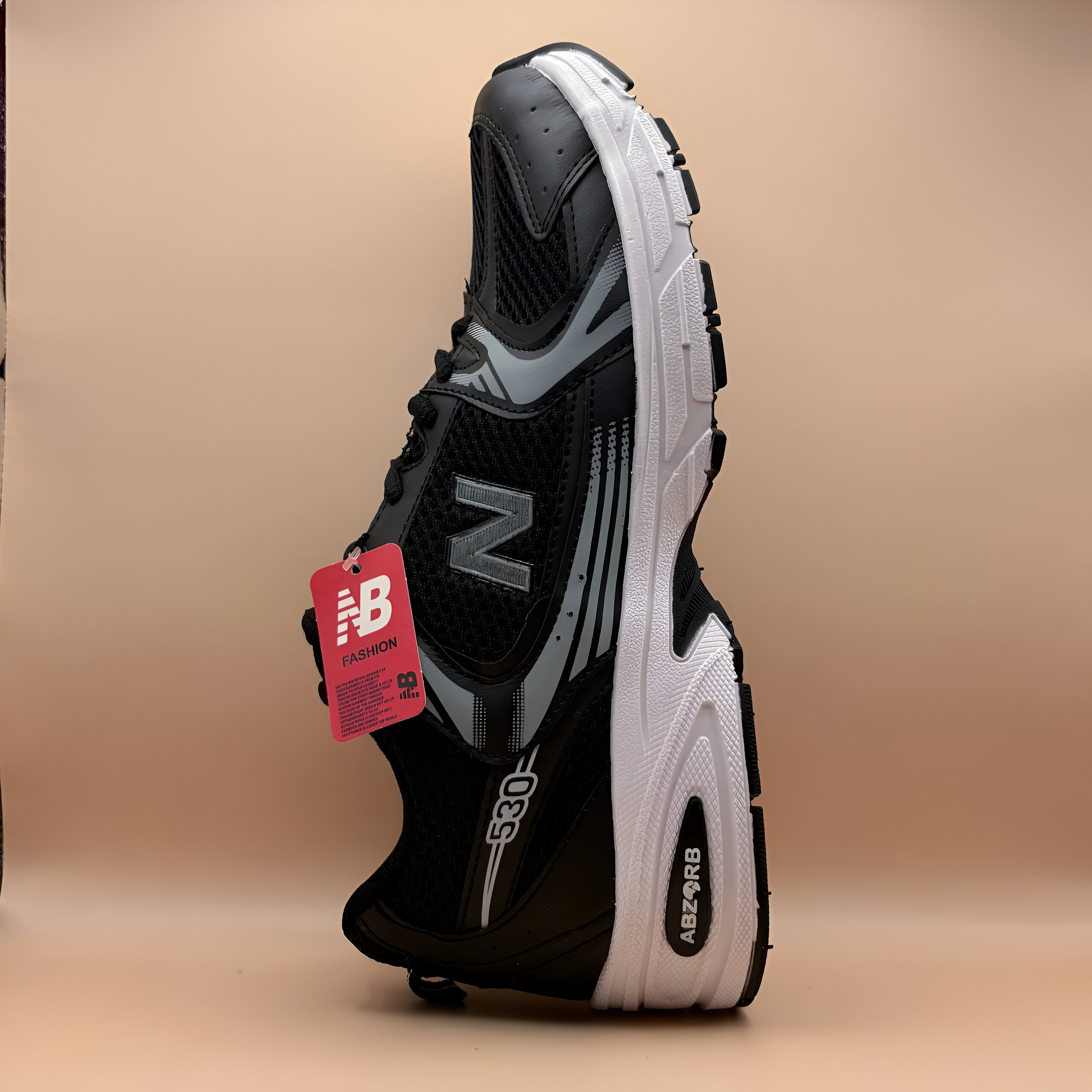 کتانی مشکی مردانه نیوبالانس مدل 530