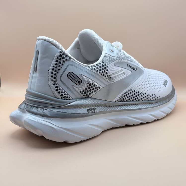 کتانی مردانه لژ دار سفید مدل بروکس