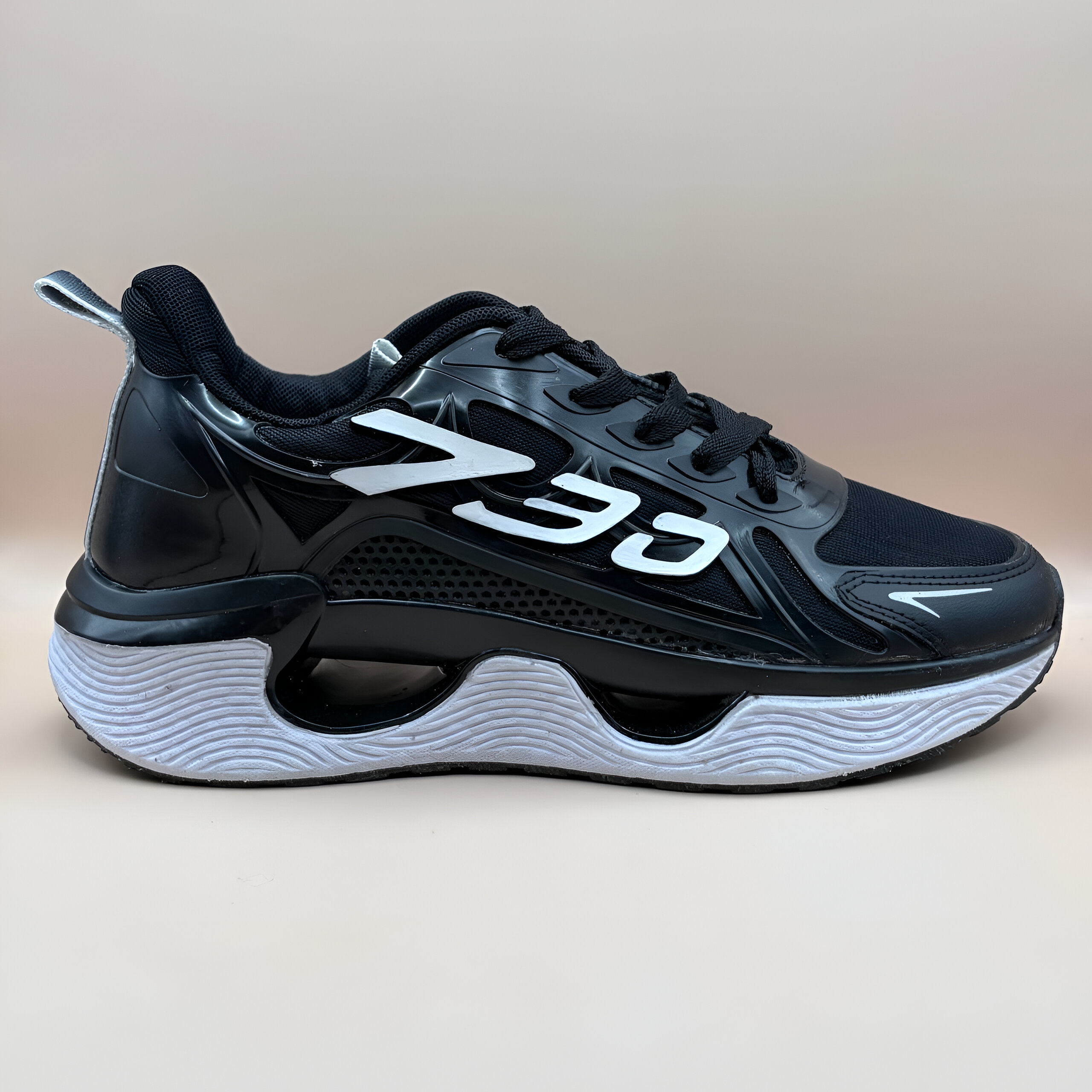 کتانی زنانه مشکی براق لژدار مدل 730